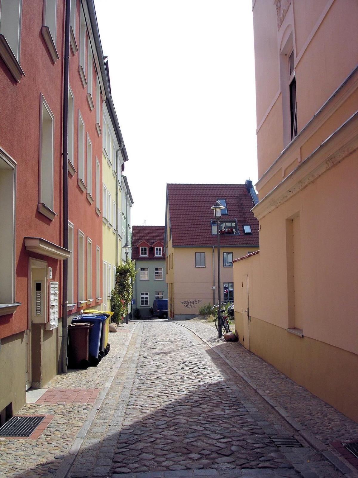 Apartment Bernstein Ruhig, Familienfreundlich Mit Garten Rostock Buitenkant foto