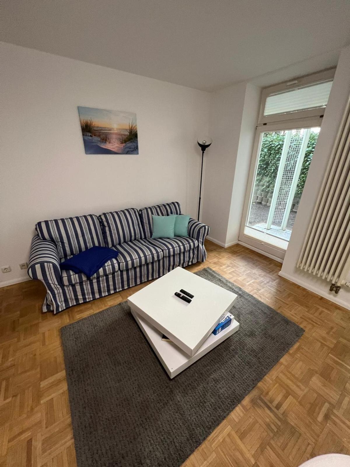 Apartment Bernstein Ruhig, Familienfreundlich Mit Garten Rostock Buitenkant foto