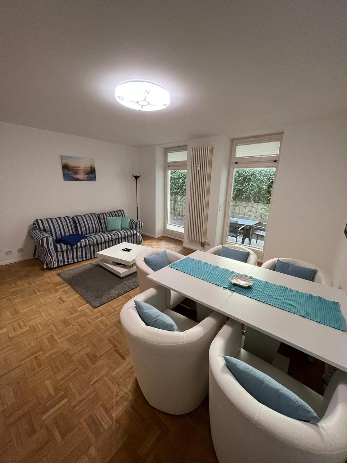 Apartment Bernstein Ruhig, Familienfreundlich Mit Garten Rostock Buitenkant foto